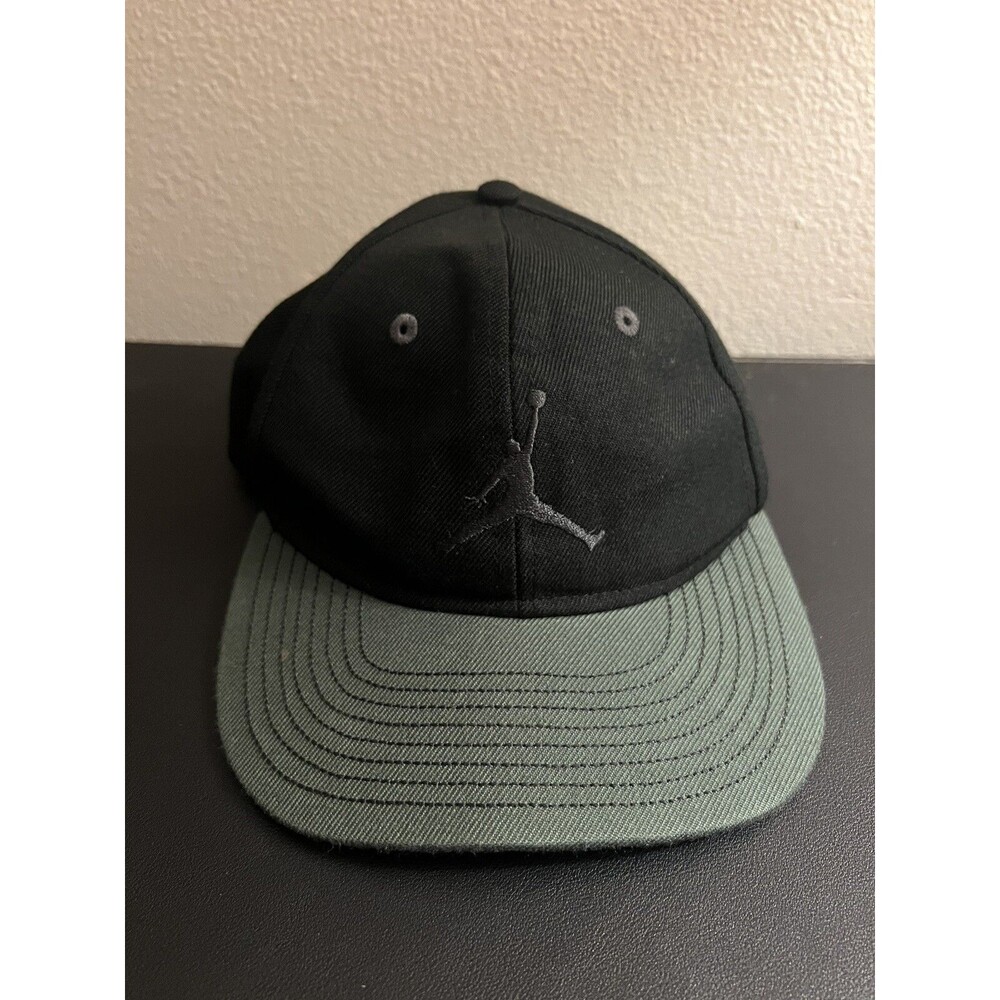 Air Jordan Flight Jumpman YOUTH Adjustable Hat - Black / Gray